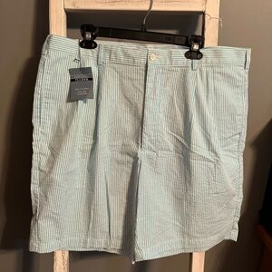 Jos. A. Bank Stay Cool shorts size 42 NWT